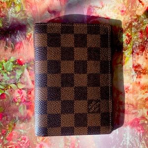 Louis Vuitton Passport Holder (Brown Jacquard)